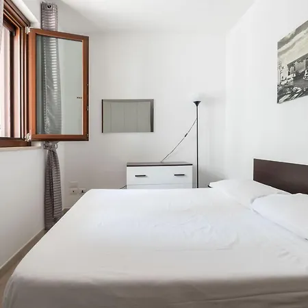 Happy Apartment *